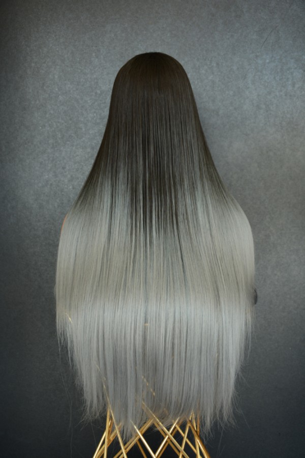 Siyah Gri Ombreli Düz Uzun Peruk